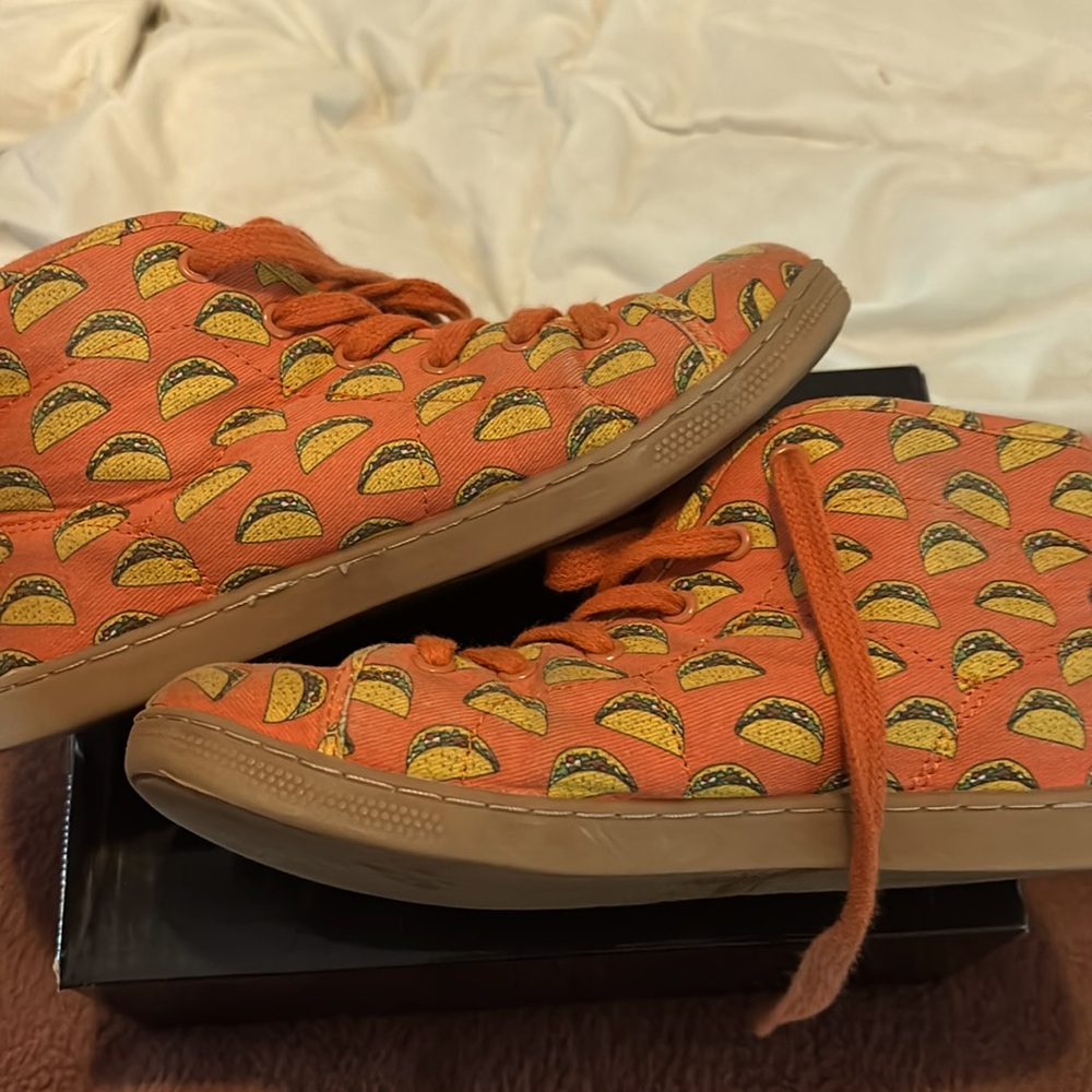 Taco high top sneakers dezzys